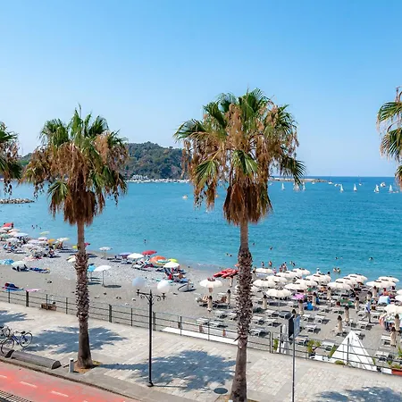 La Battigia - Terrazzo Al Confine Col Mare E Vista * Sestri Levante